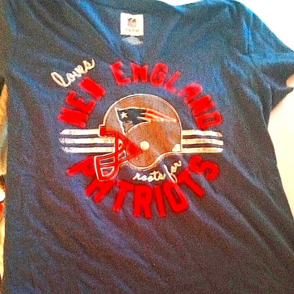 New England Patriots fan t shirt - Picture 1 of 4